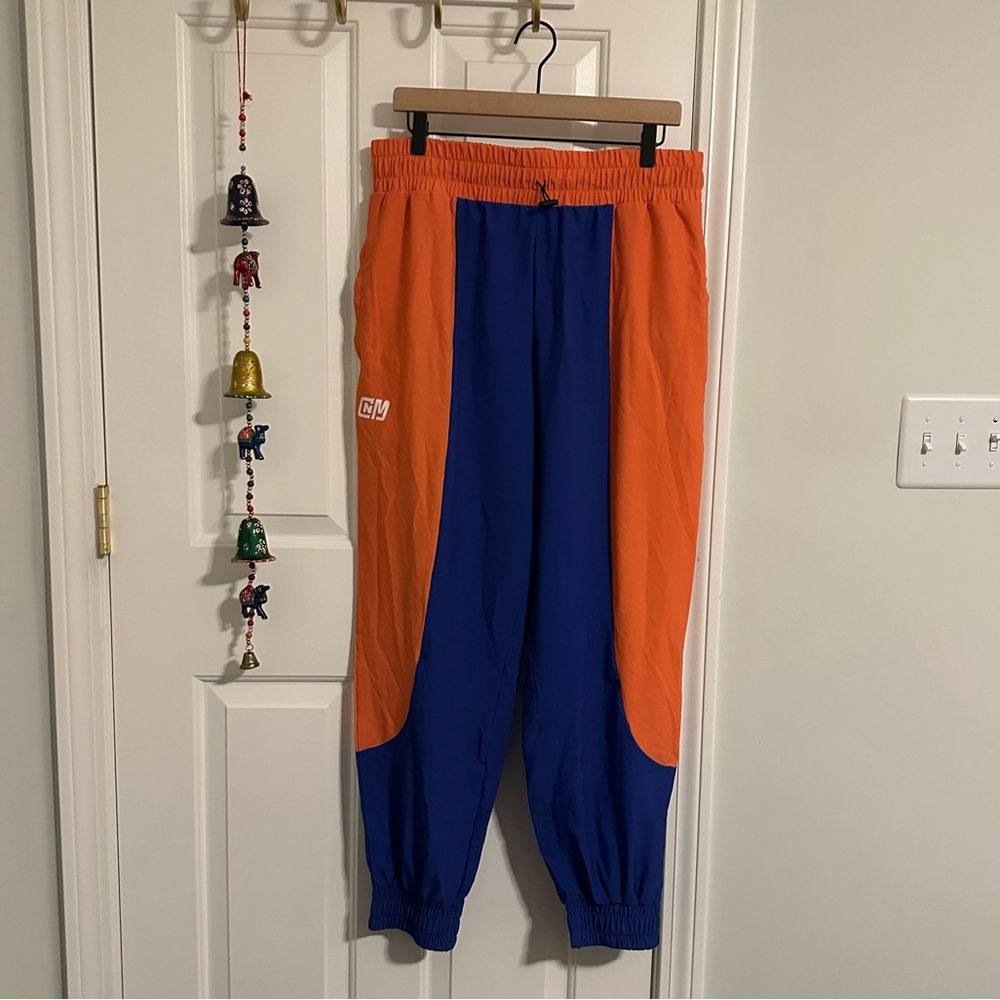 NWT Blue Coloring Blocking Windbreaker Jogger Pants Sew Sew You, Large